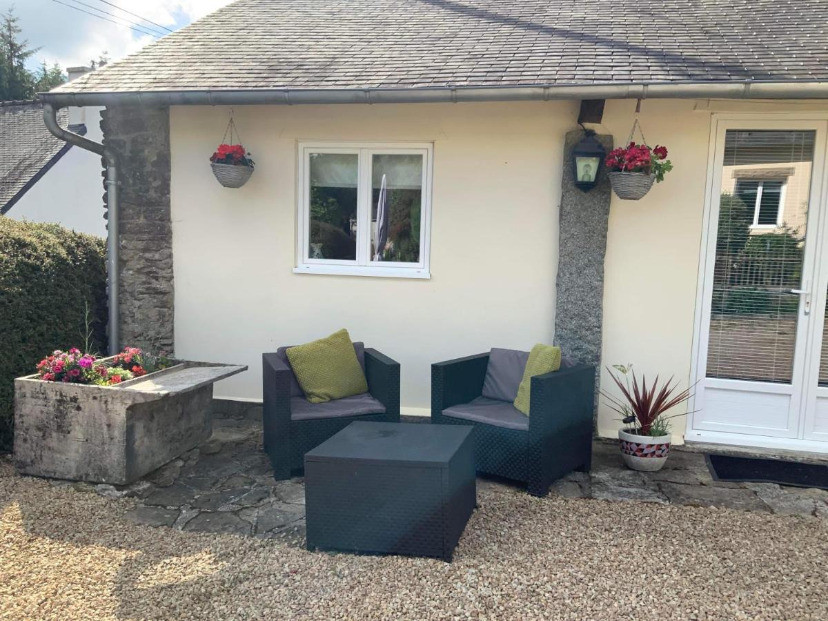 Le Cloitre Apartment Huelgoat Bagian luar foto
